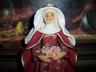 Königin Santa Isabel - Tonfigur aus Estremoz (Foto: Birgit Hartmeyer)