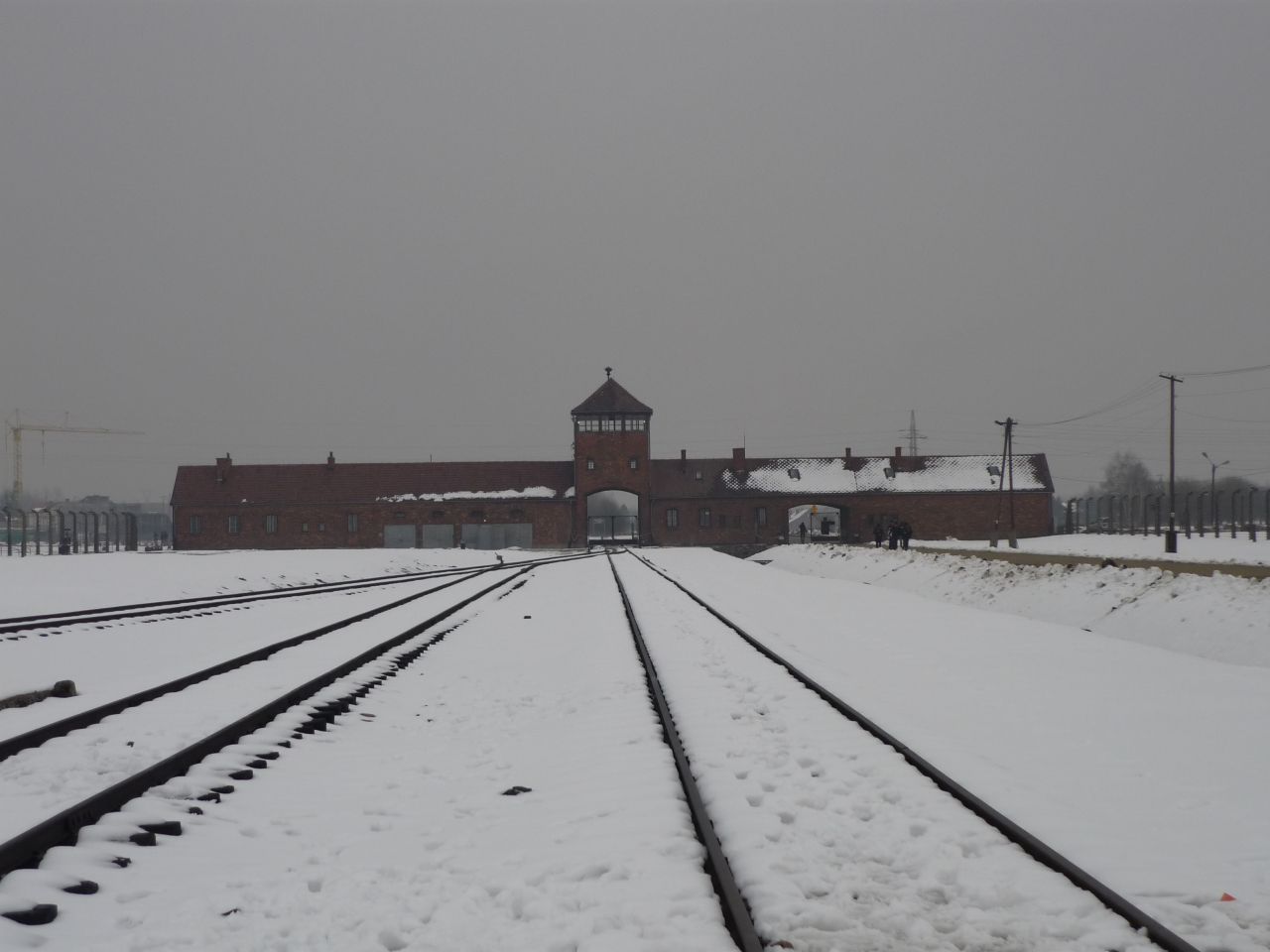 Sogenanntes Todestor Auschwitz Birkenau (Foto Margareta Muer)