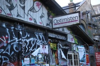Laden in Christiania (Foto Arnold Illhardt)