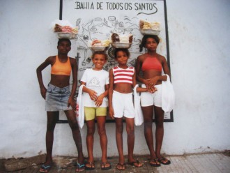 Reise 1998: Cocada-Verkäuferinnen in Salvador da Bahia (Foto: Birgit Hartmeyer)