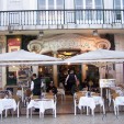 Das Café "Nicola" im Stadtteil Baixa, 1787 von einem Italiener mit gleichem Namen gegründet; die schöne Jugendstil-Fassade stammt aus dem Jahre 1929 (Foto: Birgit Hartmeyer)
