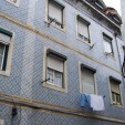 Viele Häuser Lissabons sind mit Kacheln, den "Azulejos", verkleidet (Foto: Birgit Hartmeyer)