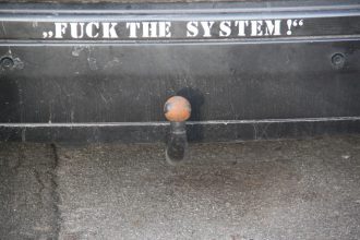 Fuck The System (Foto Arnold Illhardt)