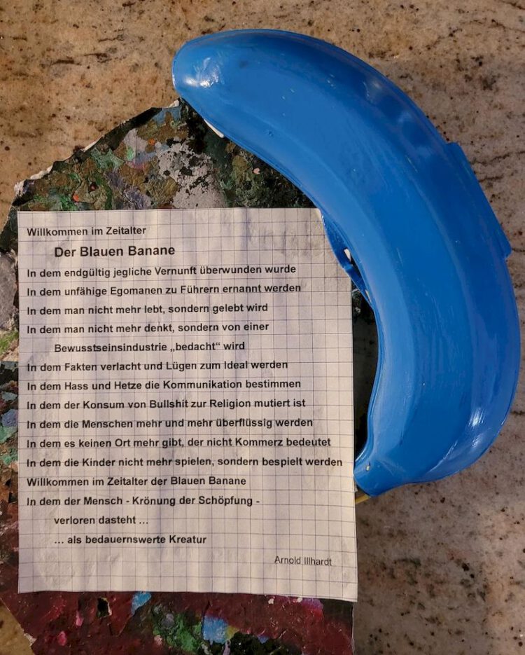 Blaue Banane (Text und Foto Arnold Illhardt)