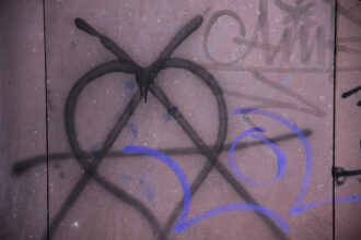 Anarchie Graffiti (Foto Arnold Illhardt)